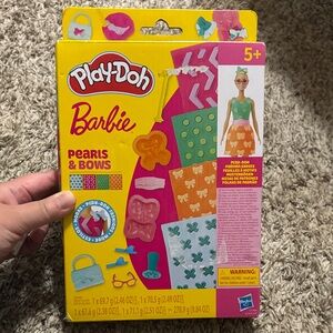 Play-Doh Barbie Pearls & Bows Modeling Set - NIP